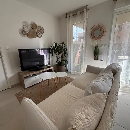 Cocoon Cosy 2 Chambres, Terrasse Et Clim Apartament *